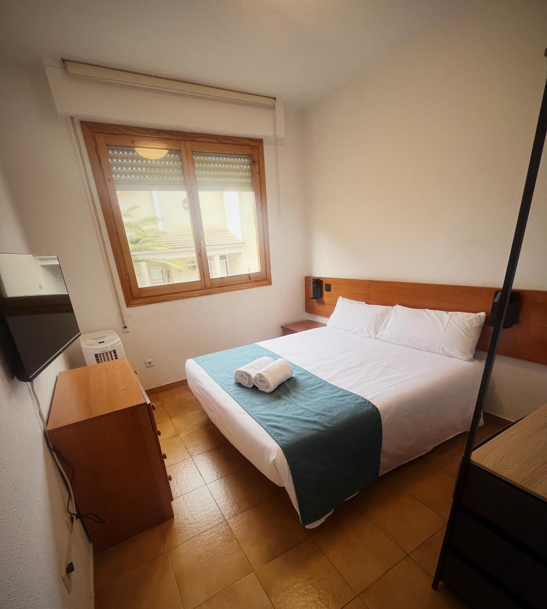 Hostal Legaz Funes Esterno foto